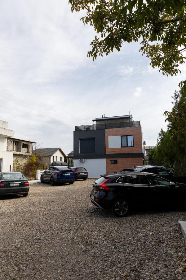Studio 8 I One Bedroom Apartment I Airport I Therme Otopeni Exterior photo